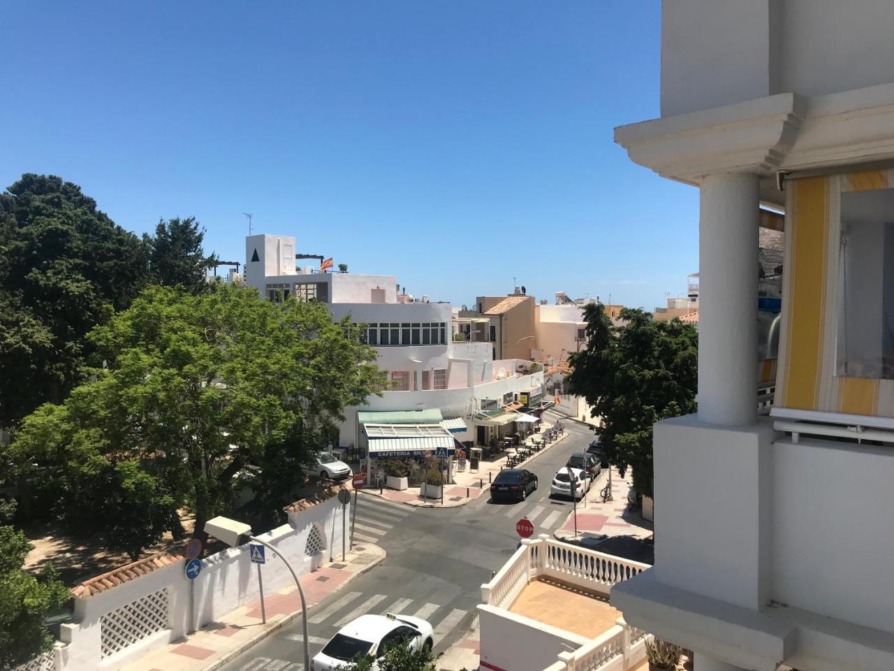 Apartamento Los Nidos Torremolinos Luaran gambar